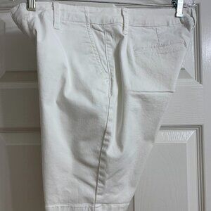 Apt. 9 Women's White Bermuda Shorts, Size S